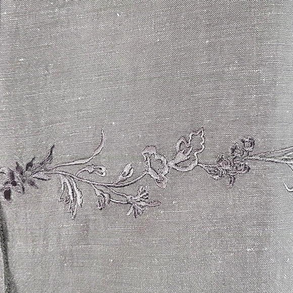 Kathy Ireland Women Button Down Embroidered Linen Blend Top XL - Picture 3 of 7